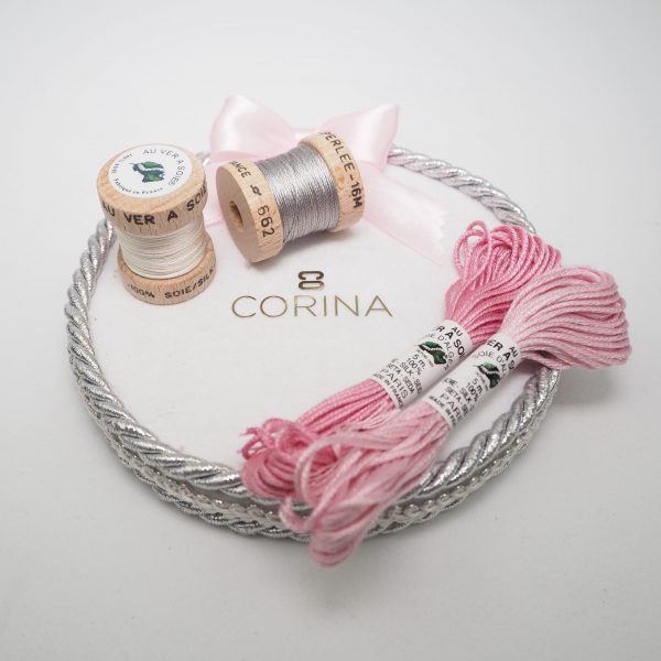 Bandejas para abalorios CROCHET DE LUNEVILLE HOOK Aguja Crochet de Lunéville materiales LUNEVILLE. Curso profesional Bordado Luneville de alta costura