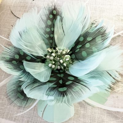 CURSOS BORDADO LUNEVILLE flores plumas Tambour Embroidery courses Cursos Bordado Luneville Flores Plumas - Embroidery Barcelona