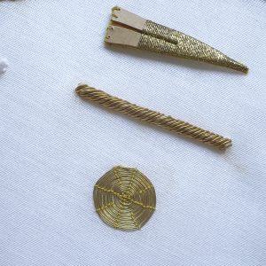 Curso de Bordado en Oro «Goldwork» Arte Sacro alambre frances. Bordado a mano con pedrería. Alta Artesanía aplicada a moda