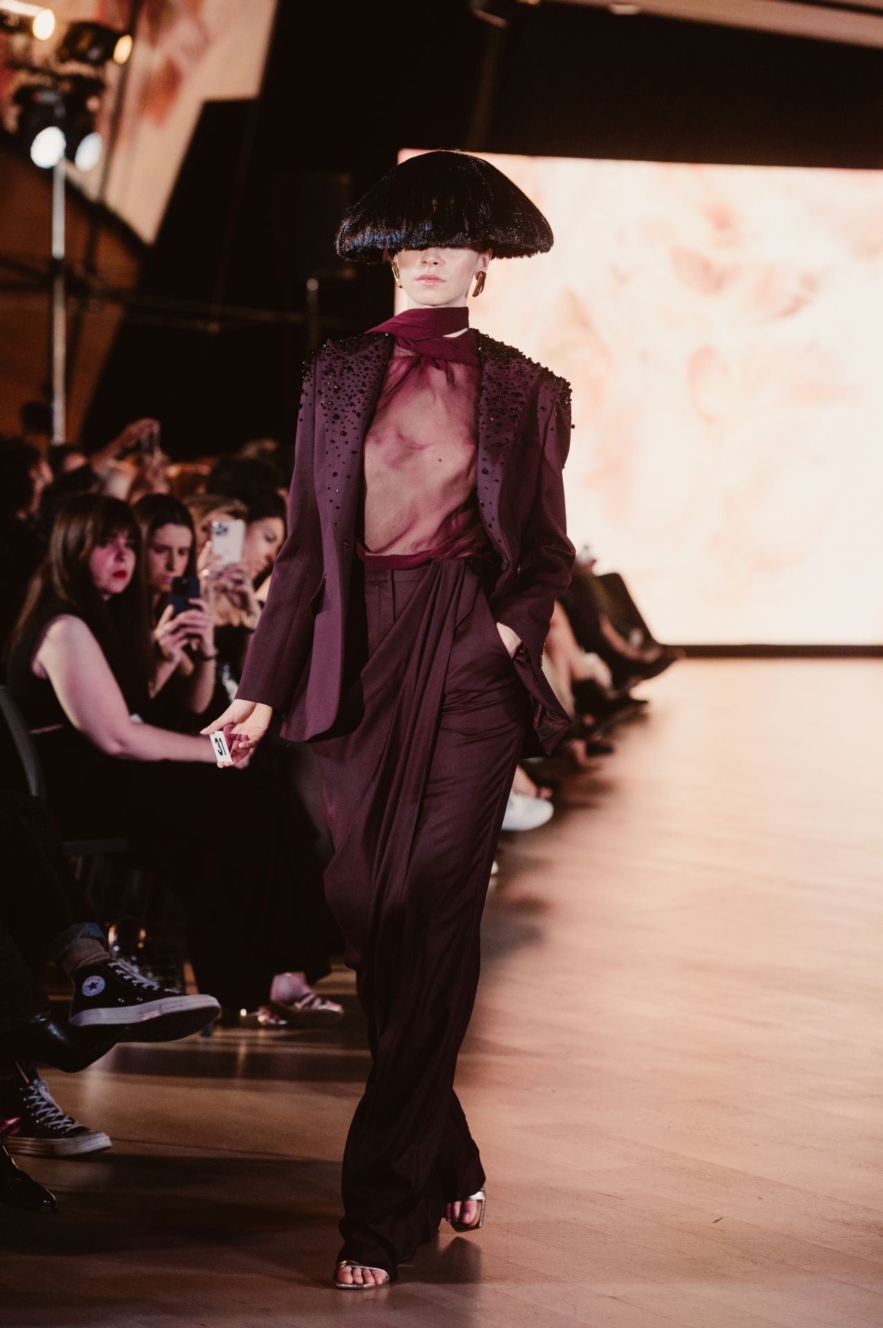 Ze García, su colección 'Aldamar' en el Museo Balenciaga con Bordados de Alta Costura de Corina Roselló. Haute Couture Embroidery. Bordados con pedrería a mano