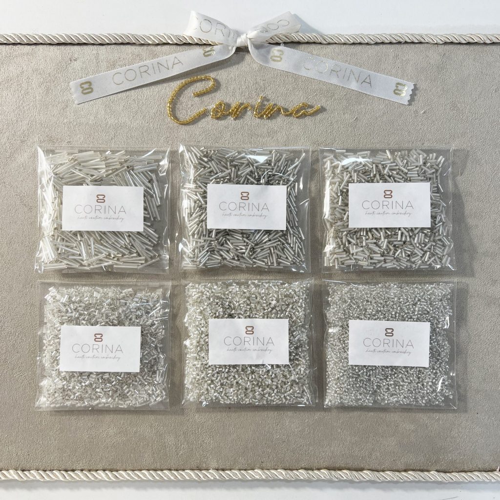 Pedrería para bordado Lunéville o Bordado a mano. Tubos de cristal, rocalla, cortadillo, cristal checo, bordado a mano de alta costura HOOK Aguja Crochet de Lunéville materiales LUNEVILLE. Curso profesional Bordado Luneville de alta costura