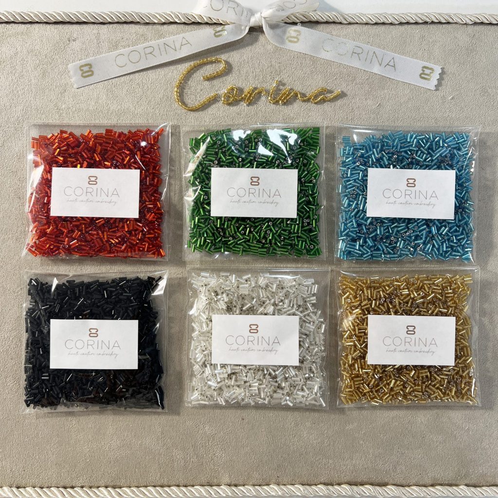 Pedrería para bordado Lunéville o Bordado a mano. Tubos de cristal, rocalla, cortadillo, cristal checo, bordado a mano de alta costura HOOK Aguja Crochet de Lunéville materiales LUNEVILLE. Curso profesional Bordado Luneville de alta costura