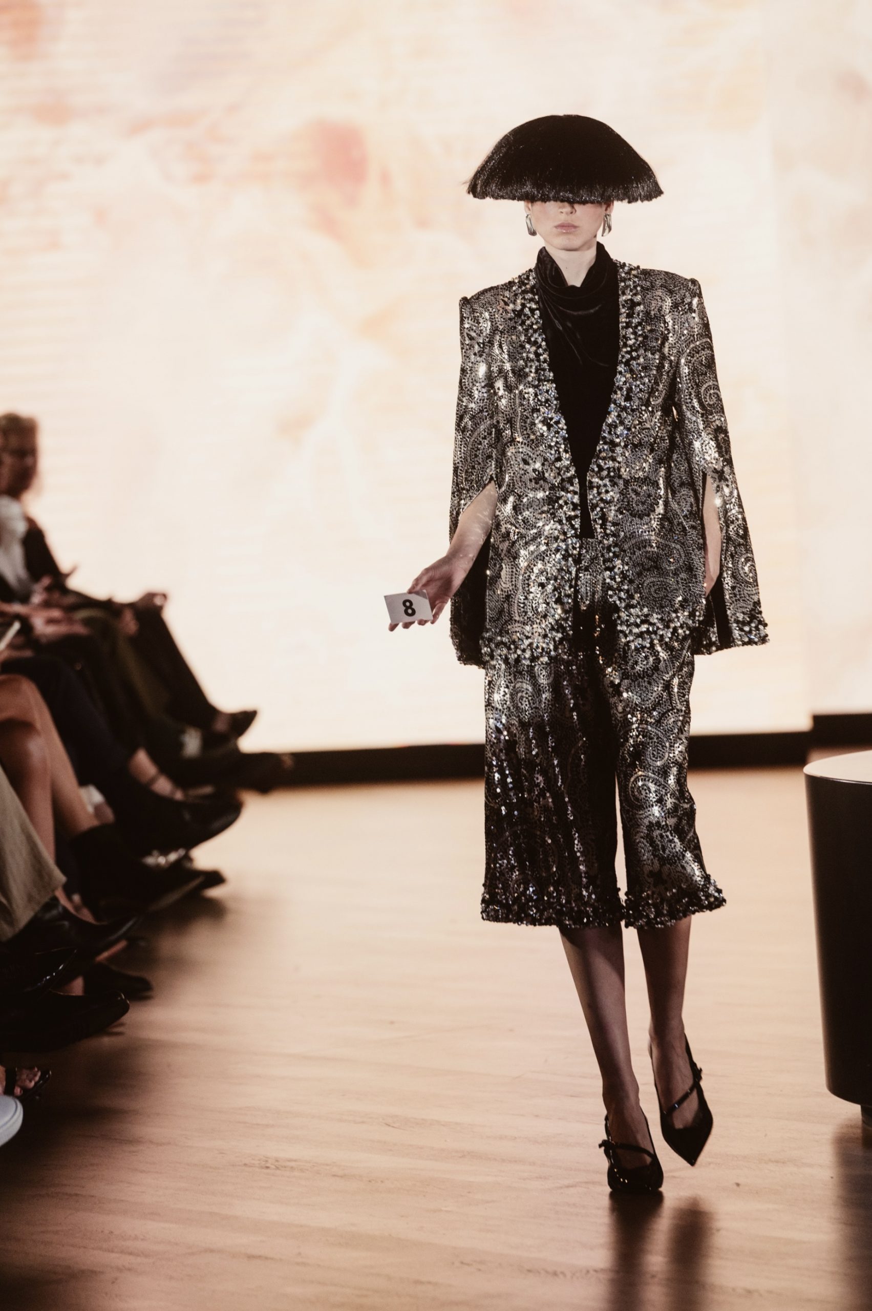 Ze García, su colección 'Aldamar' en el Museo Balenciaga con Bordados de Alta Costura de Corina Roselló. Haute Couture Embroidery. Bordados con pedrería a mano