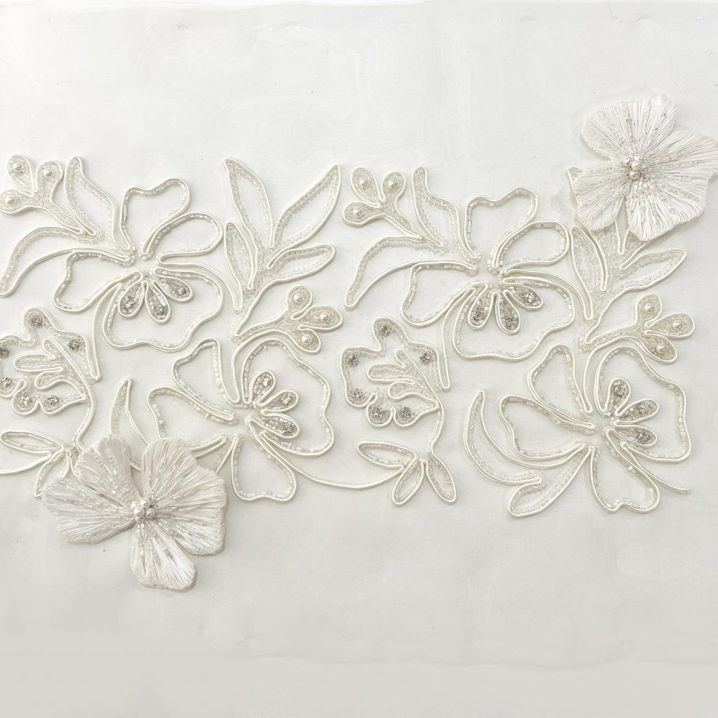 CURSO BORDADO CON SOUTAGE Y FLOR 3D PARA VESTIDOS DE NOVIA. BORDADO NOVIA PERSONALIZADO CURSO BORDADO CON SOUTAGE Y FLOR 3D PARA VESTIDOS DE NOVIA. BORDADO NOVIA PERSONALIZADO