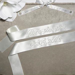 Cinta ramo de Novia bordada con cristal. Bordado a mano con pedreria. Bordado Luneville de alta costura. Alta artesanía