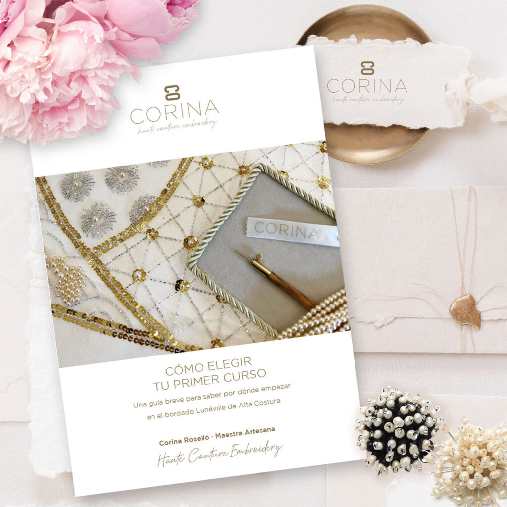 GUIA COMO ELEGIR TU PRIMER CURSOI DE BORDADO LUNEVILLE Tarjeta regalo bordado luneville y bordado con pedrería. Corina Haute Couture Embroidery School. Primer Escuela Profesional de Bordado Luneville en España
